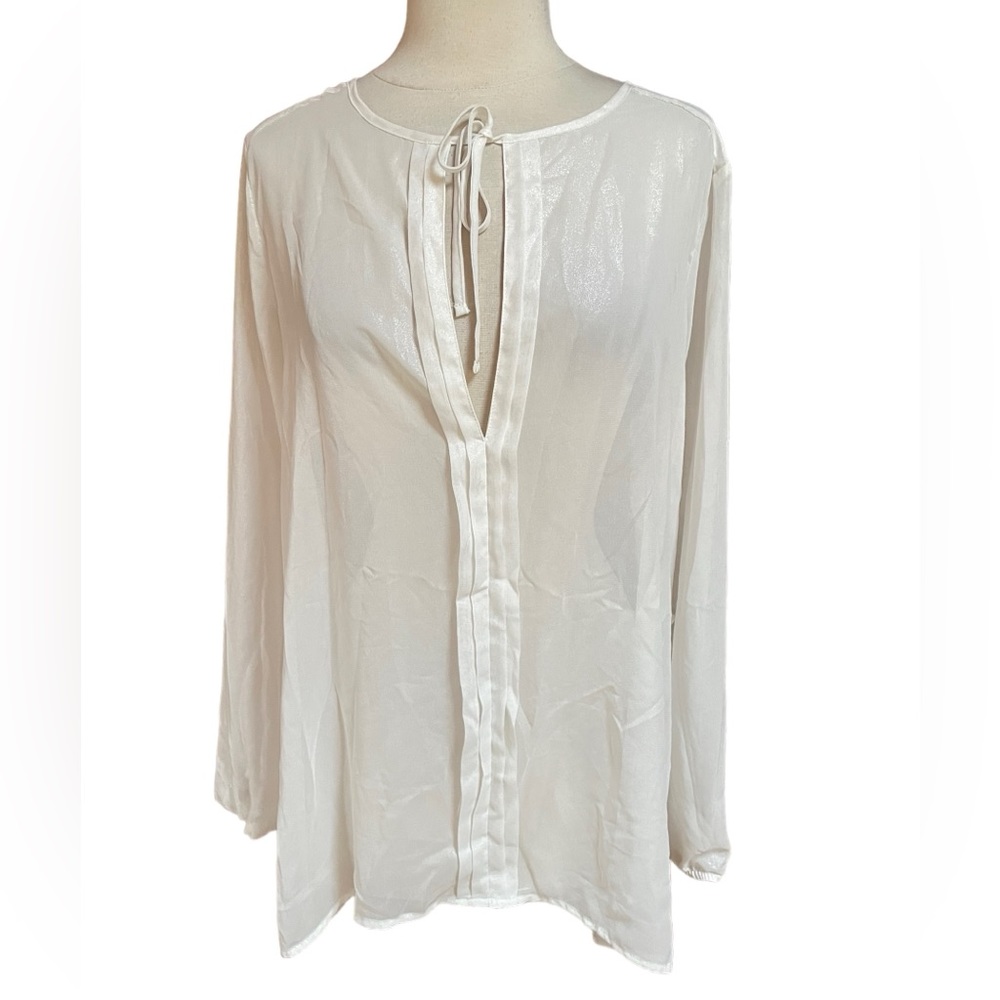 NWT Mudd Shimmery Semi-Sheer‎ Blouse